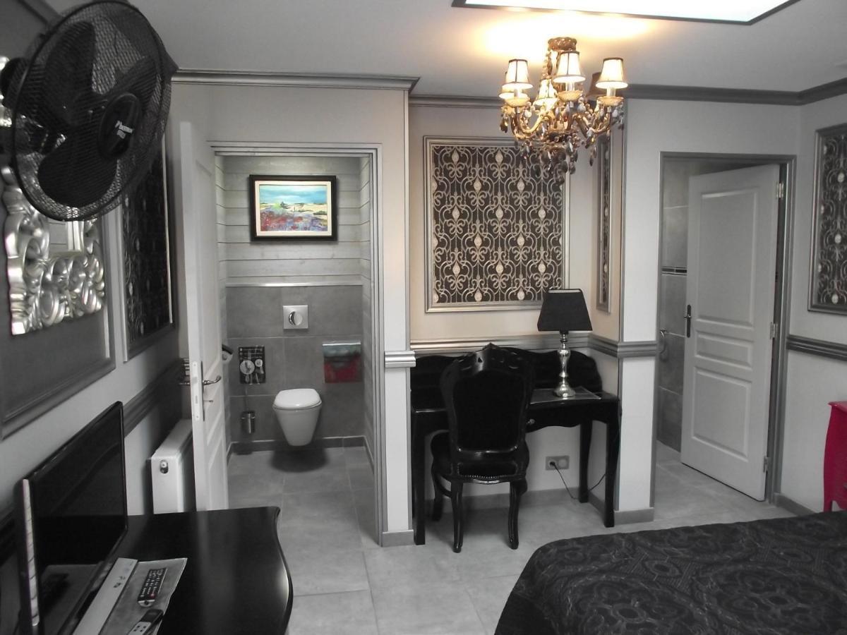 Les Belles Epoques B&B - Piscine - Terrasses - Brumisateurs - Proche Puy Du Fou Saint-Germain-sur-Moine Экстерьер фото