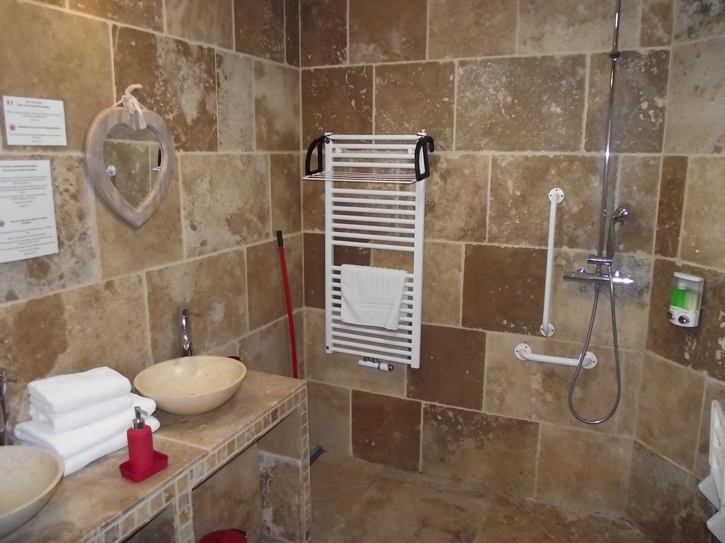 Les Belles Epoques B&B - Piscine - Terrasses - Brumisateurs - Proche Puy Du Fou Saint-Germain-sur-Moine Экстерьер фото